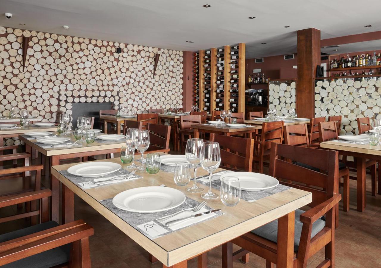 Apartahotel Tres Quinones Sallent de Gállego Dış mekan fotoğraf