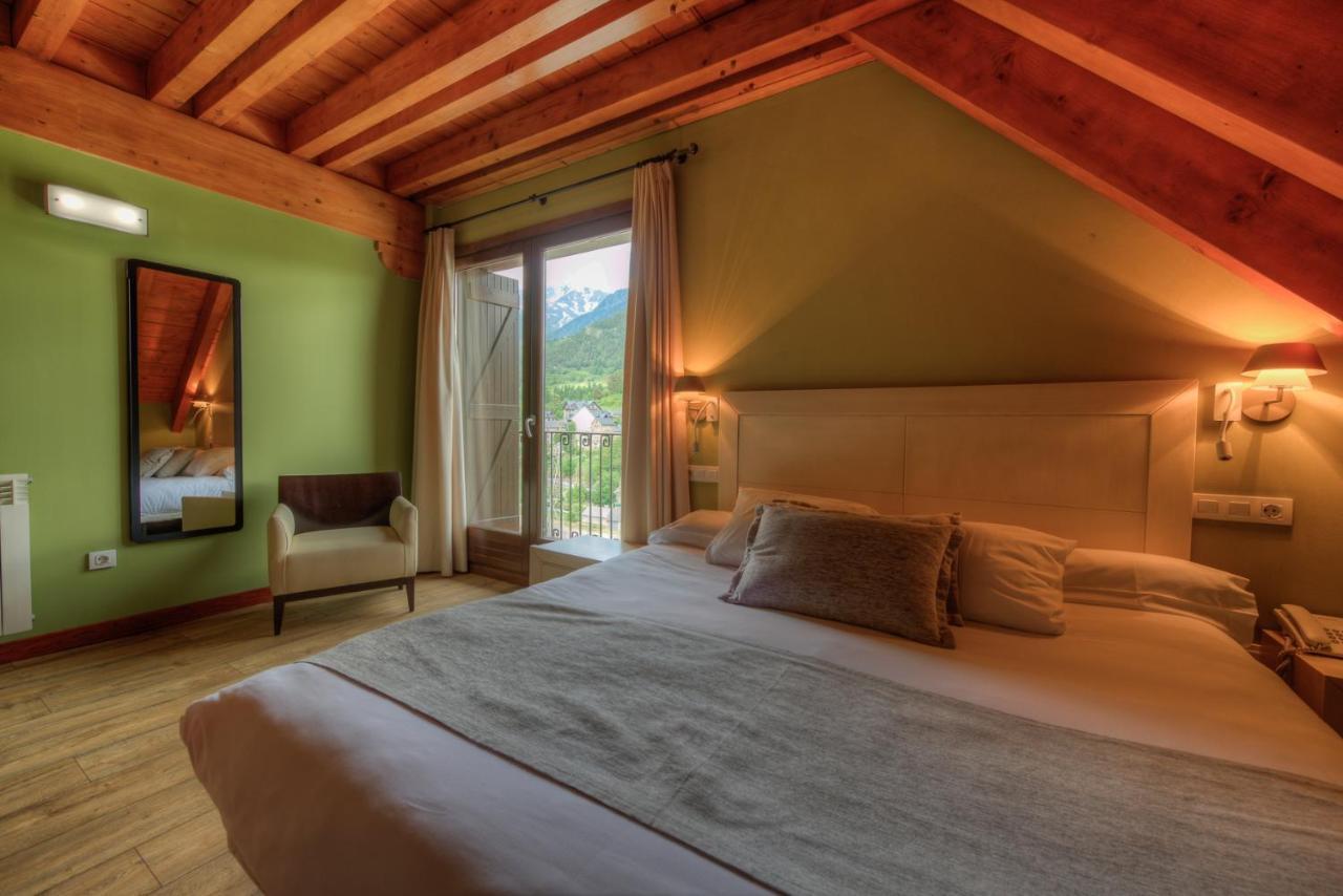 Apartahotel Tres Quinones Sallent de Gállego Dış mekan fotoğraf