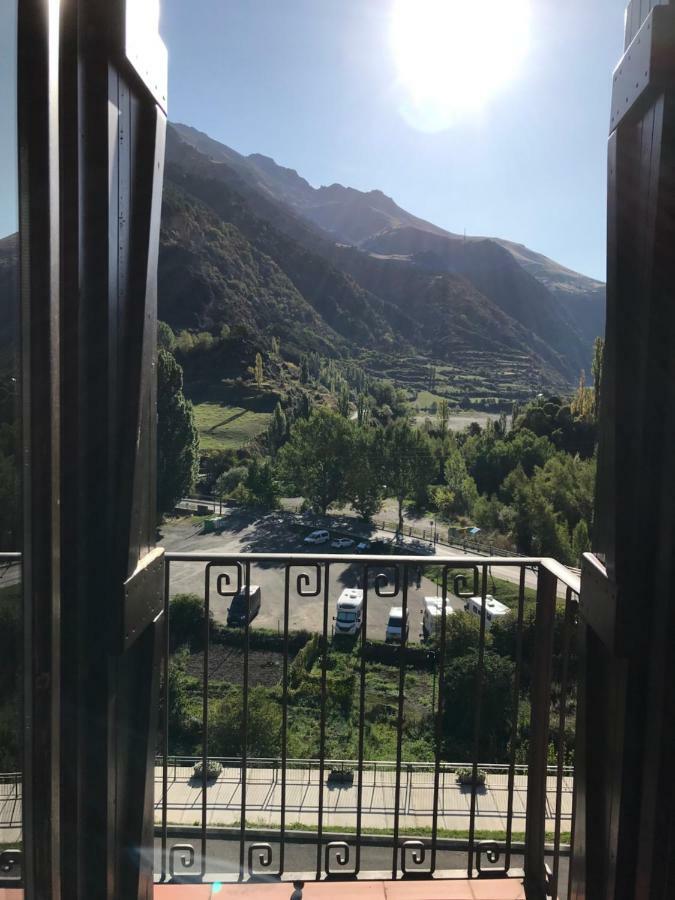 Apartahotel Tres Quinones Sallent de Gállego Dış mekan fotoğraf
